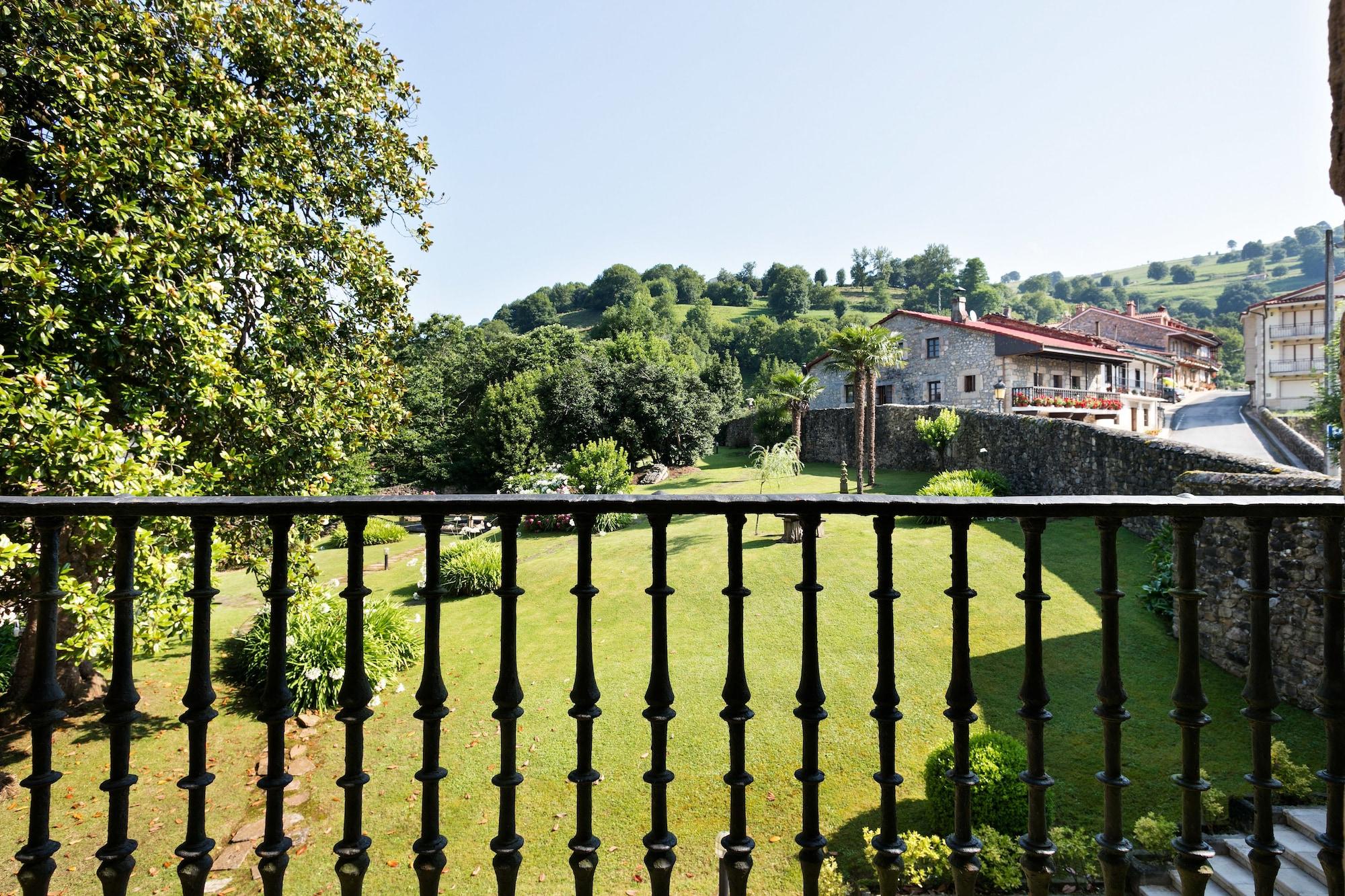 Abba Palacio De Sonanes Hotel Villacarriedo ภายนอก รูปภาพ